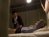 白衣の天使が夜の巡回！患者の身体をやさしく摩り「だいぶ、溜まってるんですか？」